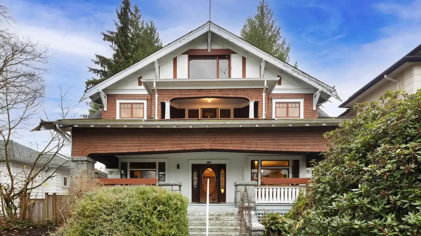 Rare Side-gabled Craftsman-style Residence in Mackenzie Heights