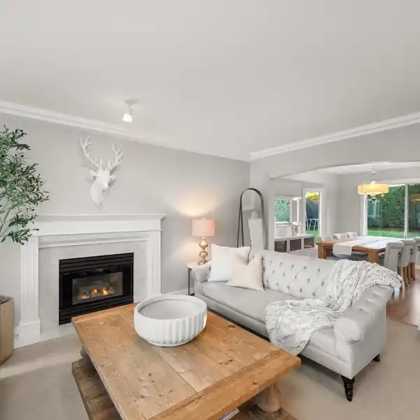 UNPARALLELED OPPORTUNITY IN BEAUTIFUL ALTAMONT