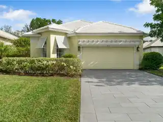 Beautifully Renovated Home on the Golf Course in Audubon Golf & Country Club