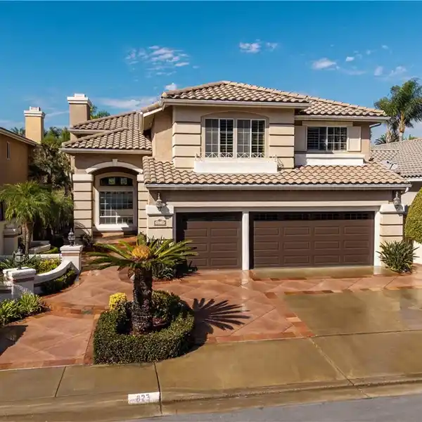 BEAUTIFUL HOME IN THE HILLS OF ANAHEIM