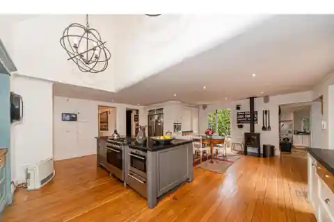 Heritage Luxury with Timeless Architectural Prestige