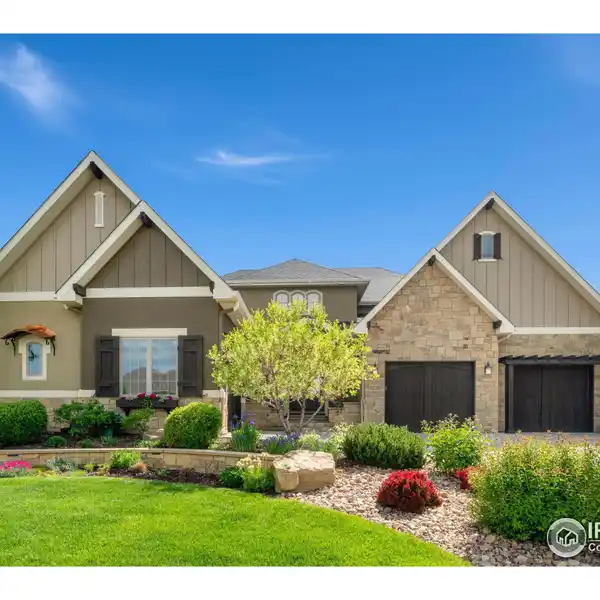 HIGHLY CUSTOMIZED LUXURY HOME