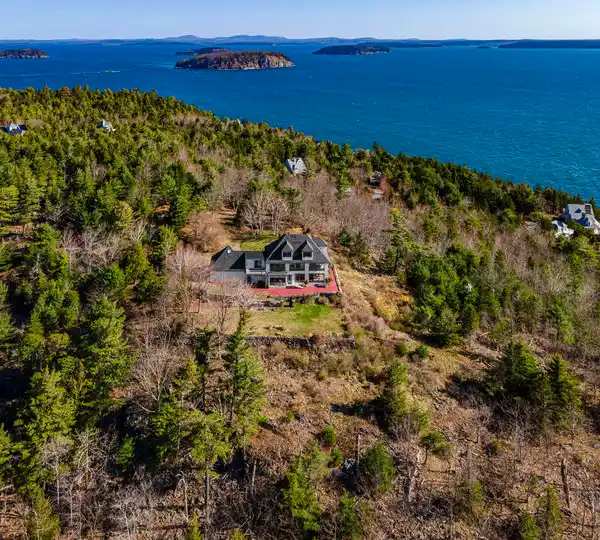 INCREDIBLE 12-PLUS-ACRE VIEW PROPERTY