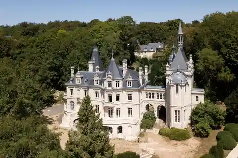 Chateau De Jonval