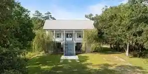 Historic Cottage on Lake Pontchartrain