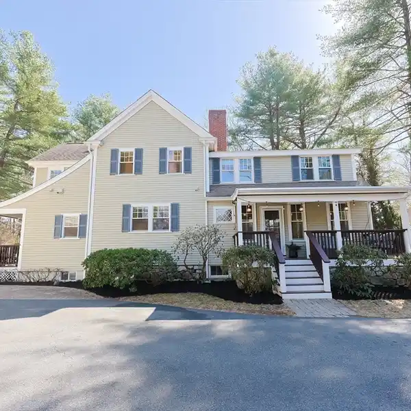 EXCEPTIONAL CRAFTSMAN-STYLE HOME IN THE POPULAR HARDY DISTRICT
