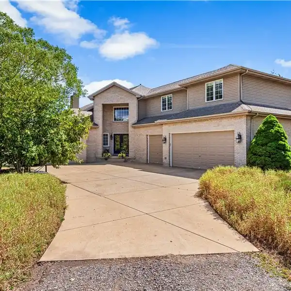 EXCEPTIONAL HOME ON 4.5 ACRES