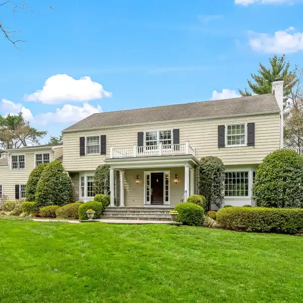 METICULOUSLY UPDATED CENTER HALL COLONIAL