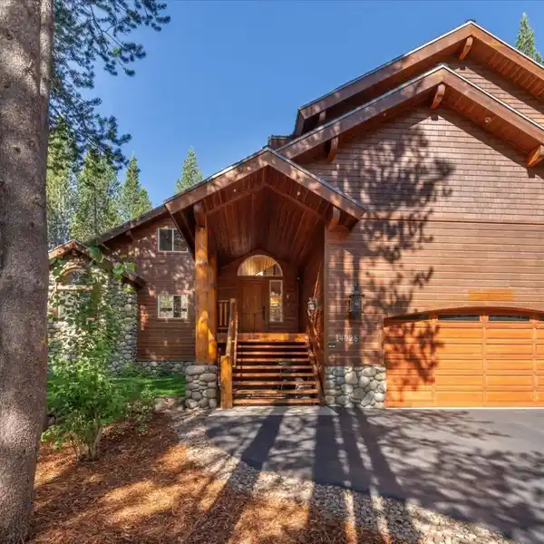 COVETED LOCATION IN TAHOE DONNER