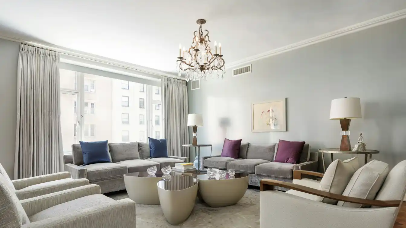 Beautiful Half-floor Residence on the Upper West Side