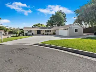 Newly Remodeled Entertainer's Delight