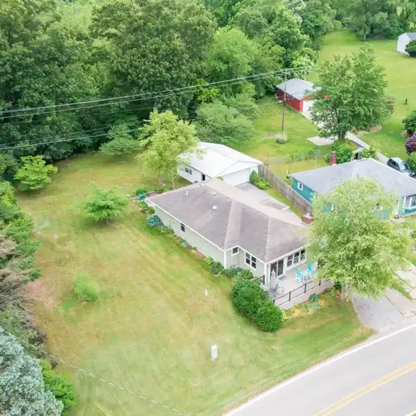 GREAT PROPERTY ON BALDWIN LAKE