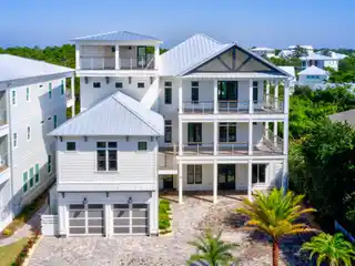 Four-story Beach House with Carriage Walkover
