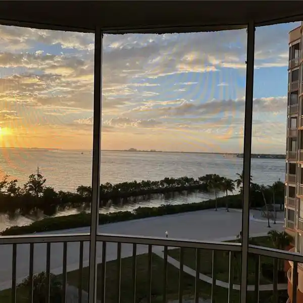 THREE BEDROOM CONDO WITH SPECTACULAR RIVER VIEWS