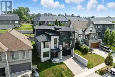 An Unparalleled Lifestyle Blending Luxury and Functionality