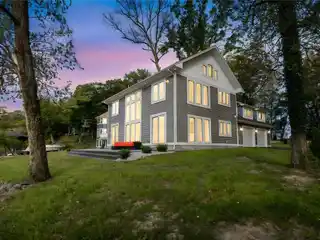 Ultimate Waterfront Lifestyle