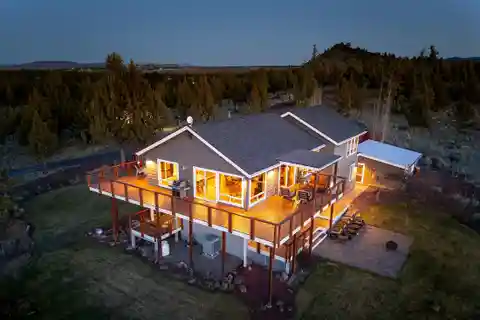 Peaceful Home on Nearly 20 Acres