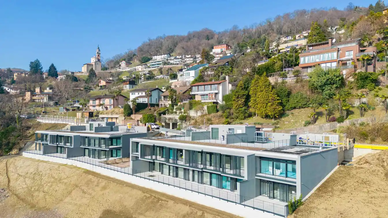 Three Bedroom Residence with Amazing Open View