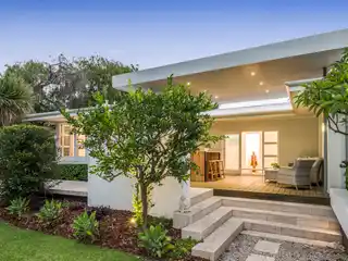 Gorgeous Fully Renovated Contemporary Home