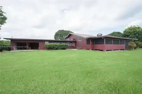 Stunning 3.75-Acre Property in the Redlands