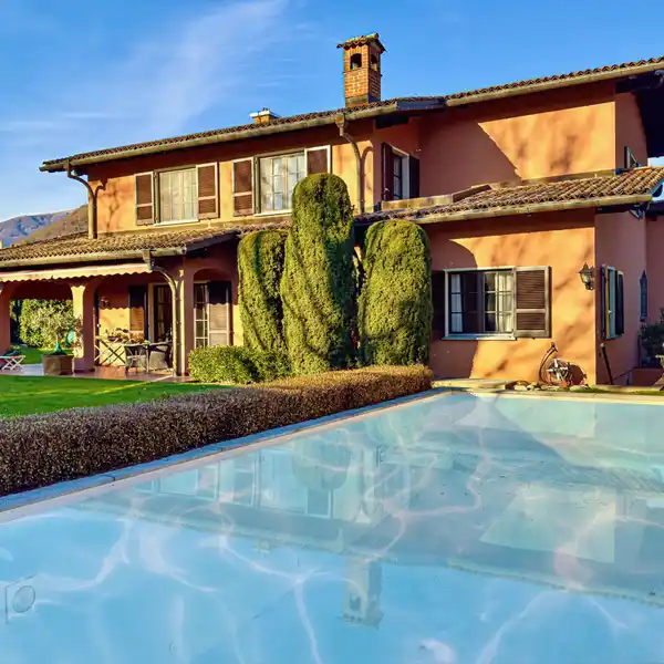 SPLENDID VILLA WITH POOL IN LUGANO MAGLIASO