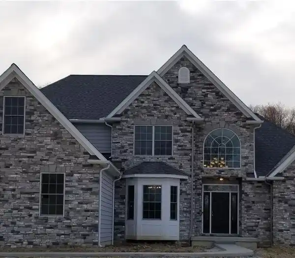 TO BE BUILT IN AUTUMN GROVE