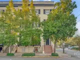 Beautifully Restored and Renovated End-Unit Townhouse