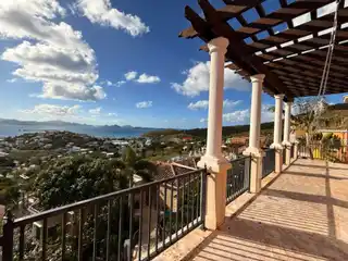 Create Your Dream Island Retreat