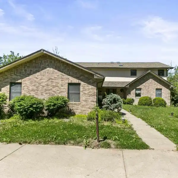 EXCEPTIONAL IN-TOWN ESTATE