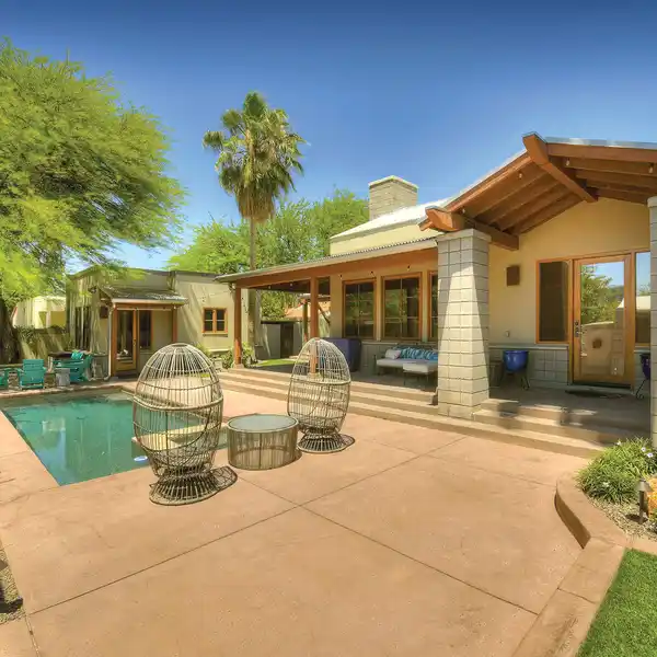 ONE-OF-A-KIND CONTEMPORARY HOME