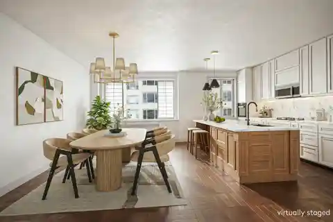 Triple-Exposure Classic 7 with Panoramic City Views