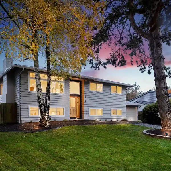 SOPHISTICATED CHARM IN A HIGHLY DESIRED AREA OF EDMONDS