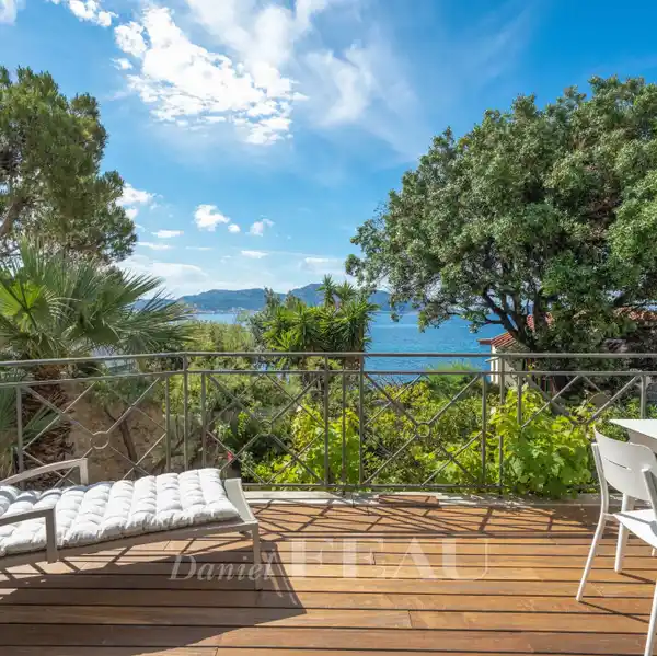 PEACEFUL HOME IN PRIME LOCATION