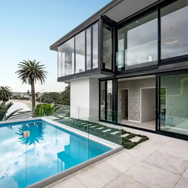 REFINED COASTAL CONTEMPORARY LUXURY