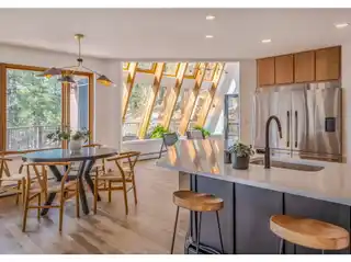 Lovely Home with Incredible Views