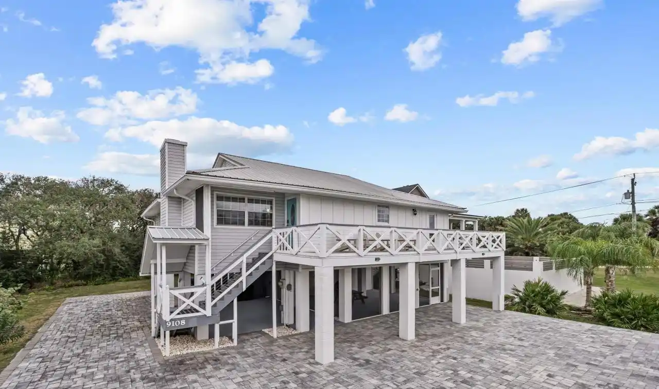 Wonderful Elevated Island Oasis with Luxury Features Throughout