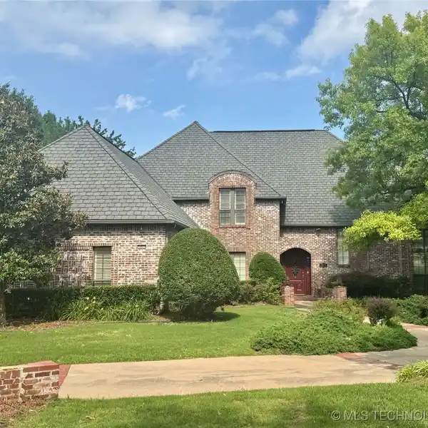 FOREST PARK SOUTH BEAUTY