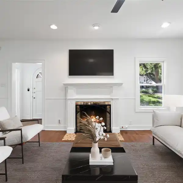 CHARMING 1938 HOME IN TRAVIS HEIGHTS