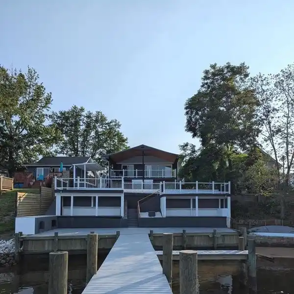 BEAUTIFULLY REMODELED WATERFRONT RANCHER