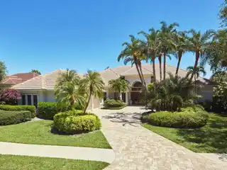 Impeccable Lakeside Pelican Landing Home