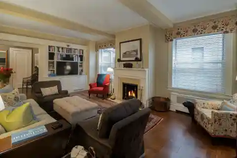 Ideally Situated Pre-war Co-op Apartment