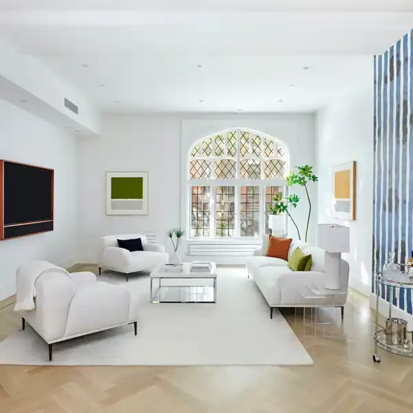 LANDMARK NEO-GOTHIC CONDOMINIUM