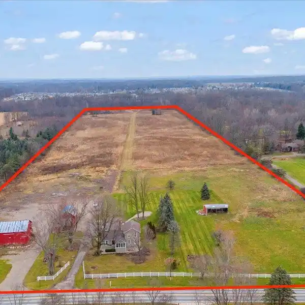 CHARMING FARMHOUSE ON 30 PRIME ACRES