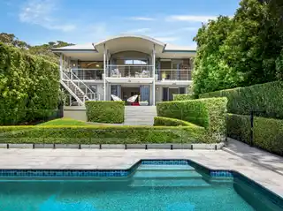 Impressive Architecturally Designed Retreat