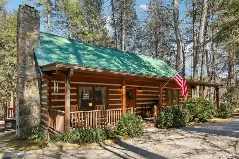 Peace and Privacy on 2.6 Wooded Acres