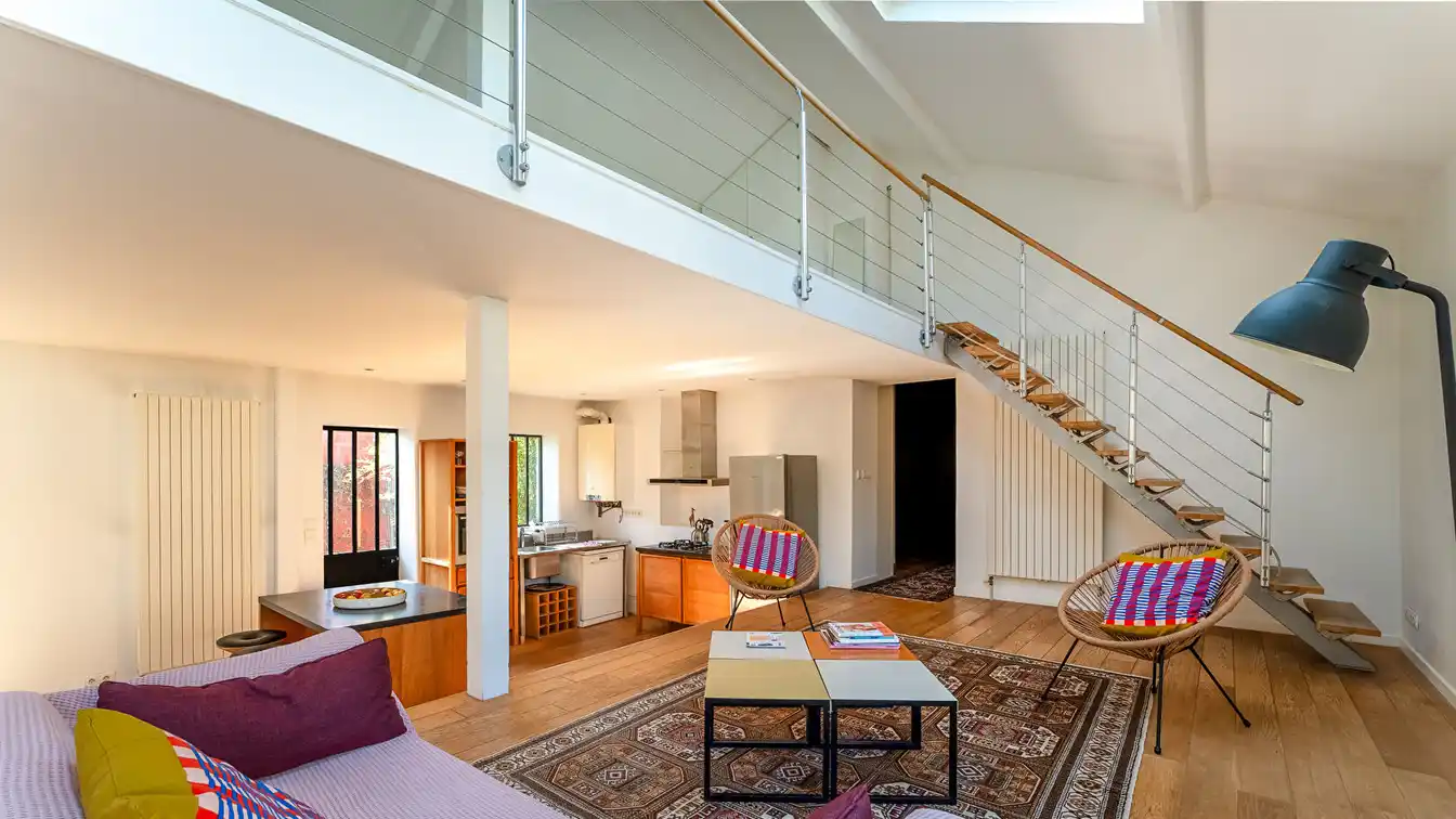 Charming Home - Transformed Former Restaurant