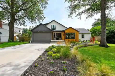 Modern Midtown Beauty