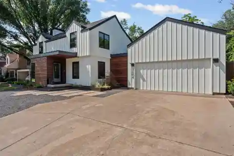 Reimagined Modern Farmhouse Next to Berney Park