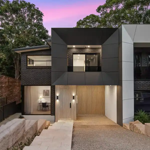 BRAND NEW ARCHITECTURALLY DESIGNED HOME
