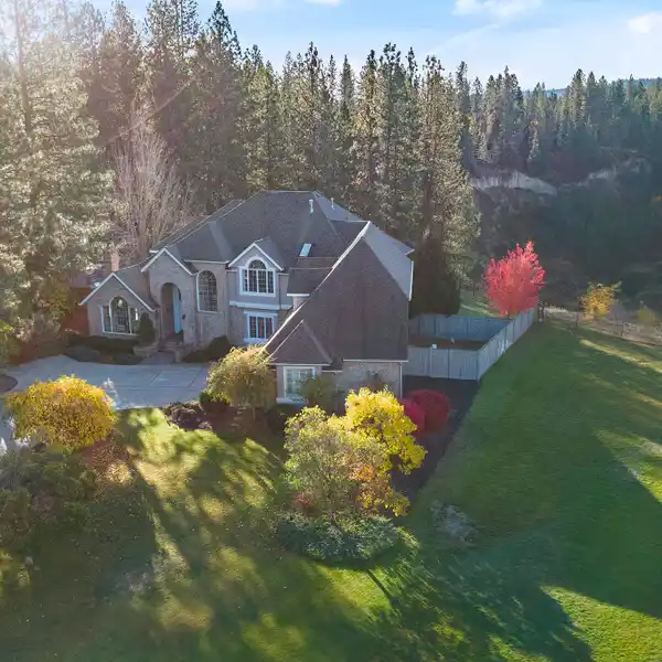 ONE-OF-A-KIND LOCATION IN HIGHLAND PARK